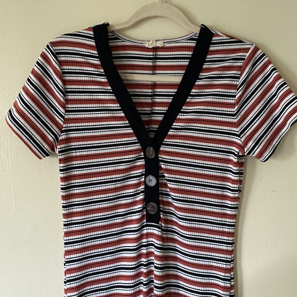 Midi Dress ✨ - Picture 5 of 6